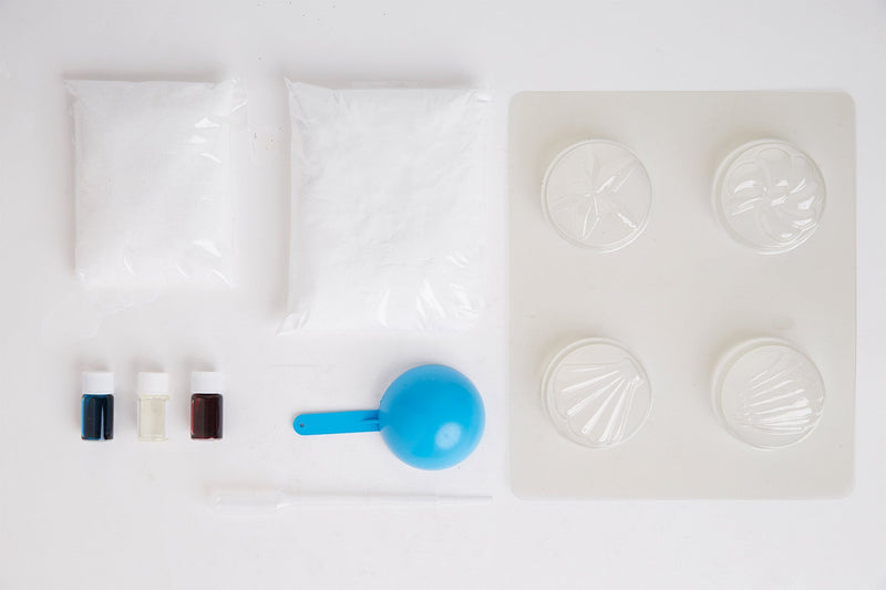 Bee & Bumble Bath Bomb Kit