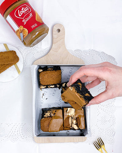 Bea Biscoff - Dark chocolate and Biscoff brownies
