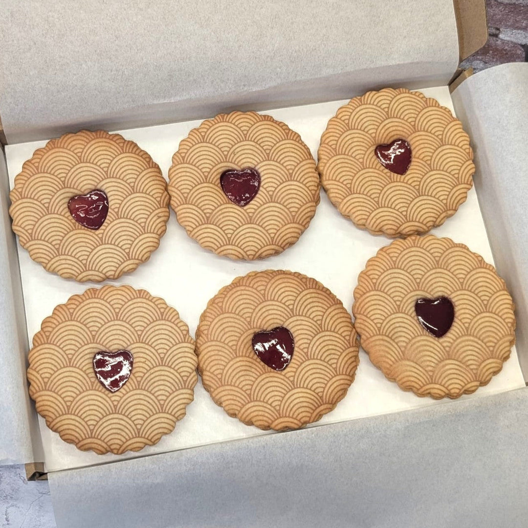 Box of 6 Double-Sided Pattern Biscuits
