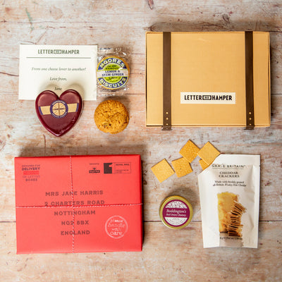 Cheese & Biscuit Delight Hamper