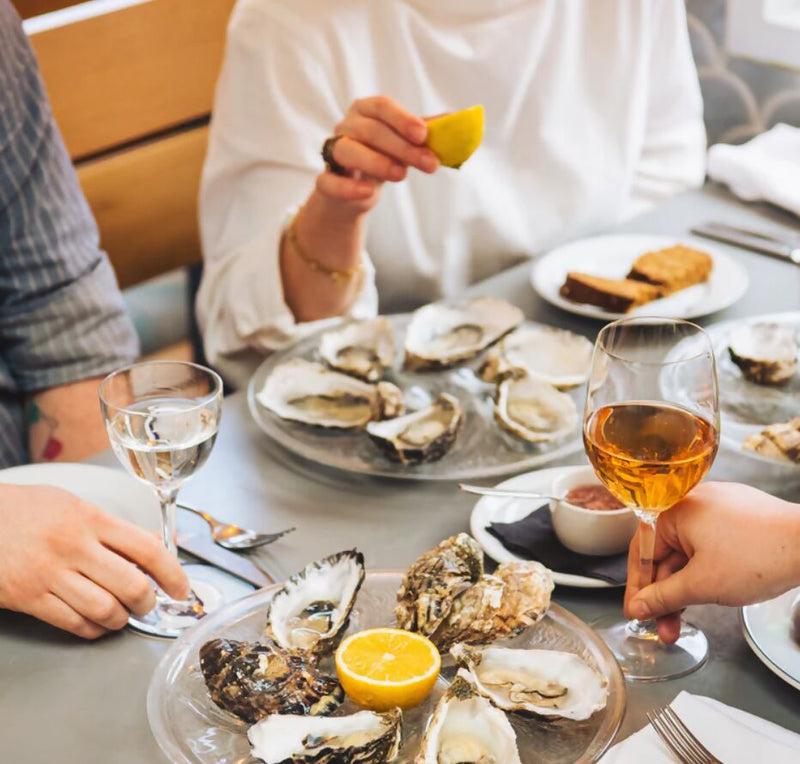 Oysters and Paired d-Drinks for 2 on a Barge E-voucher