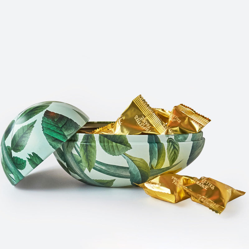 Green Leaf Easter Egg Tin