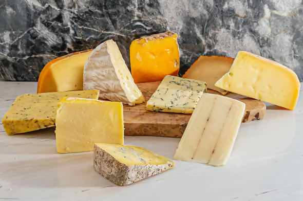 THE USUAL- 6 MONTH CHEESE SUBSCRIPTION GIFT CARD