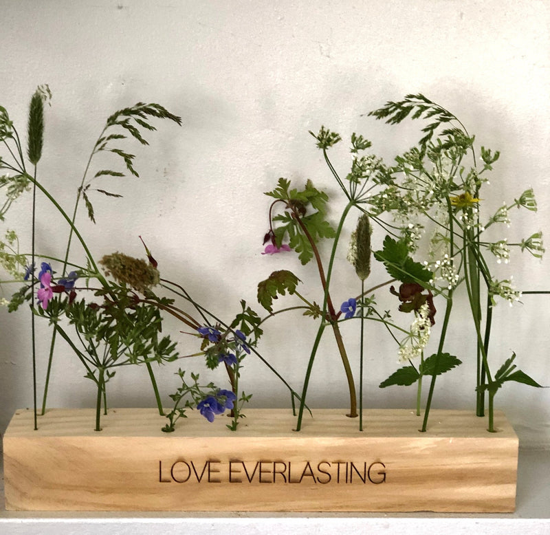 Love Everlasting Wooden Block for Dried Flowers and Herbs